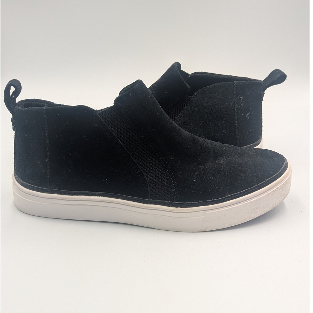 TOMS Cabrillo Sneaker Black Suede Slip On Mid Top 8.5W
